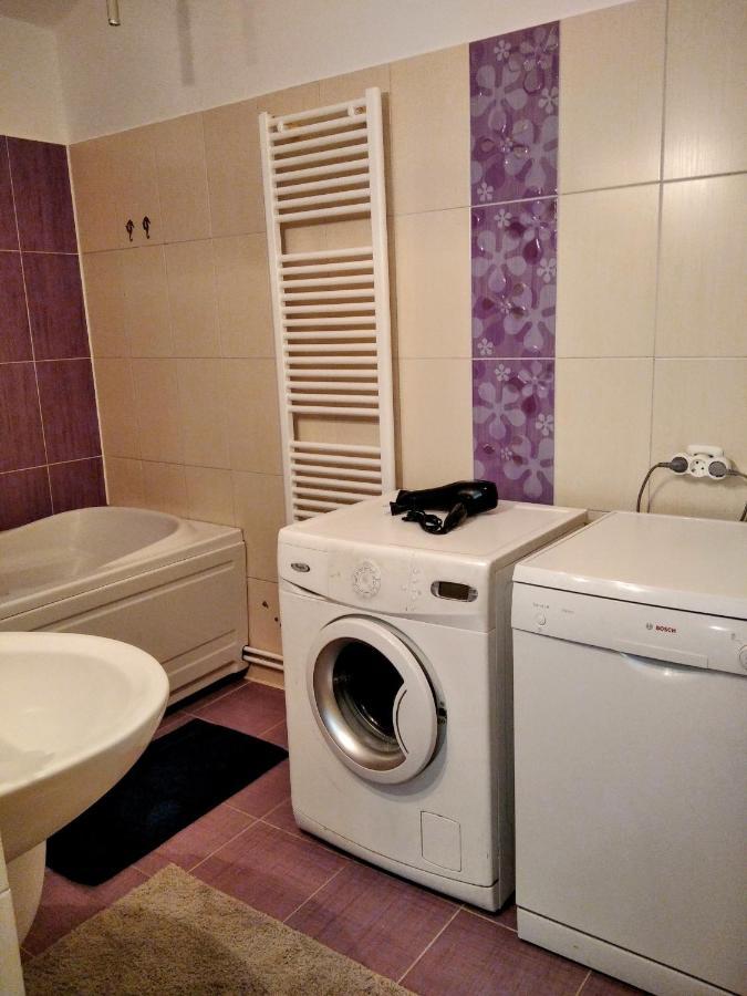 Lovely Central Apartment Brasov Exterior photo